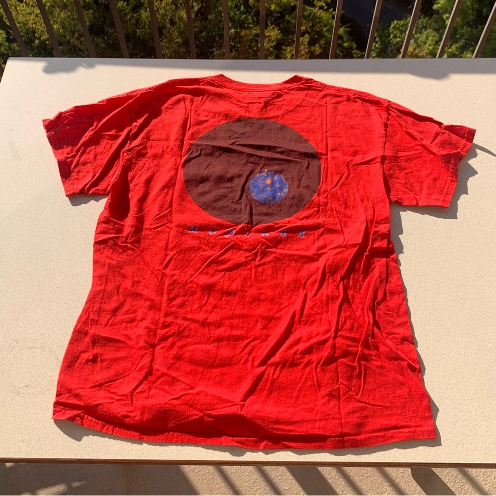 Vintage Russian T-shirt Men’s Size L Mopckar Red Abstract Unique Tee